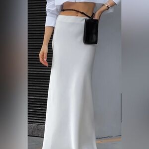 NWT Commense Ivory Glow Satin Maxi Skirt in Black